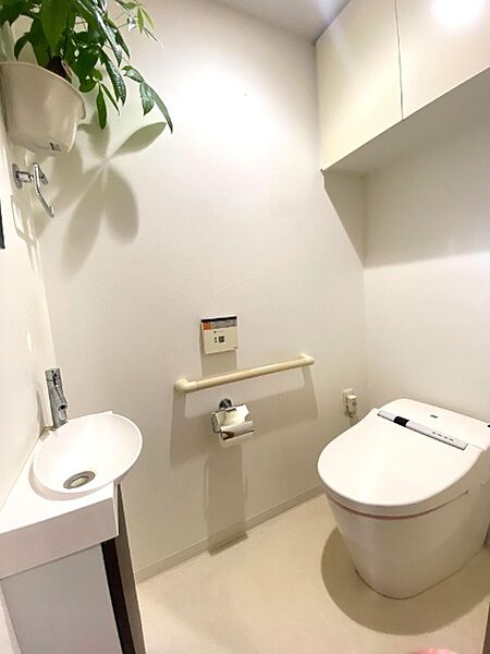トイレを拡大表示
