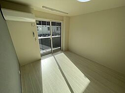 コンフォール西小鷹野III 101 1階1LDKの室内