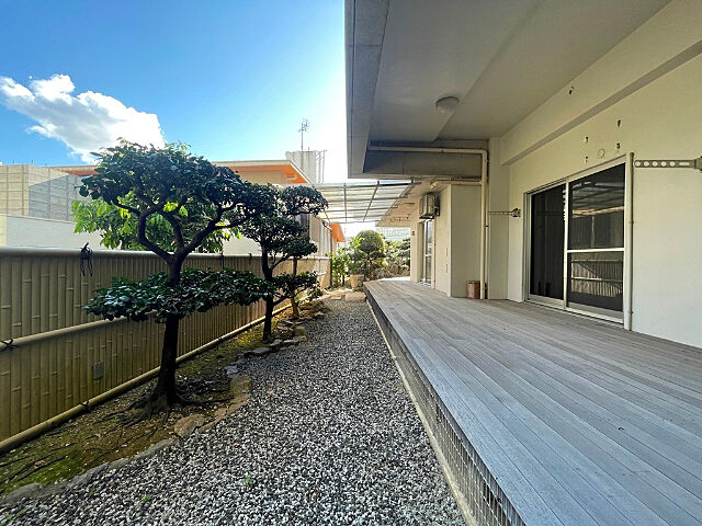 バルコニー 浦添市宮城2丁目38番5号