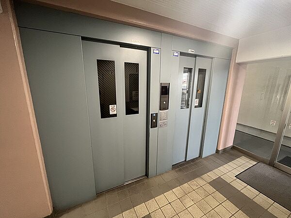 エントランスを拡大表示