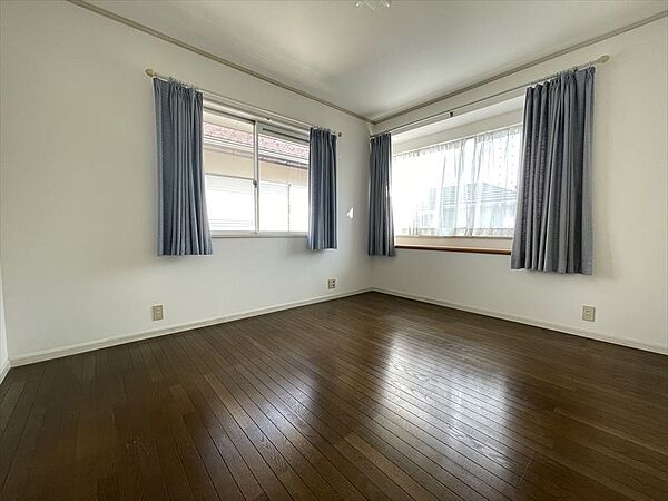 detached 埼玉県白岡市新白岡1丁目

地図を見る