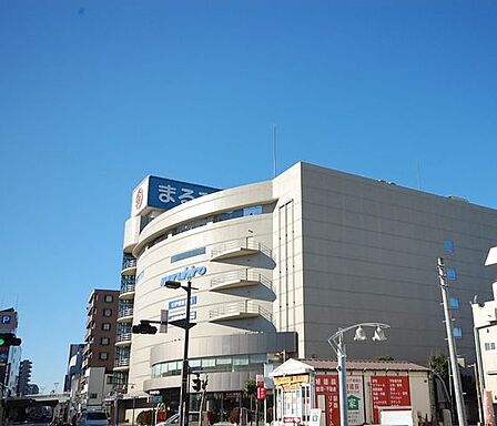 丸広百貨店入間店 徒歩12分。 960m