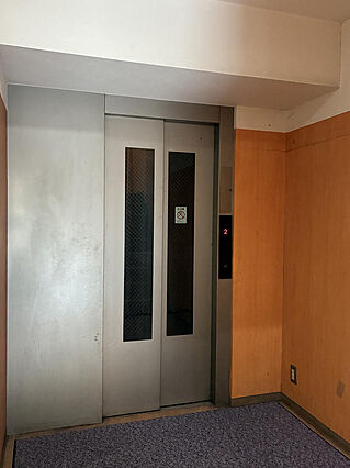 共用部（エレベ...