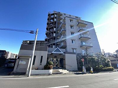 外観：メイツ川口・青木のご紹介です♪日当たりの良いマンションです♪