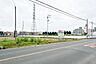 外観：綺麗な整形地　用途多彩な広い道路面の土地33坪