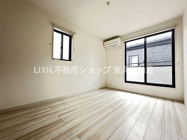 detached 埼玉県北足立郡伊奈町寿1丁目

地図を見る