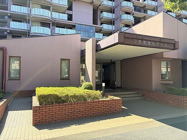 エントランスを拡大表示
