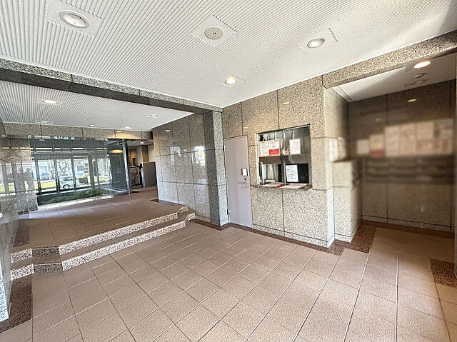 エントランス サーパス六高台 2階/-