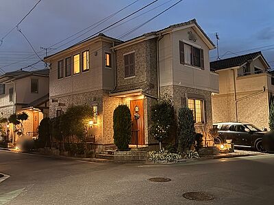 外観:夕方の現地(2026年10月)撮影 外観:夕方の現地(2026年10月)撮影