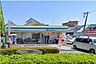 周辺：ファミリーマート三郷早稲田七丁目店