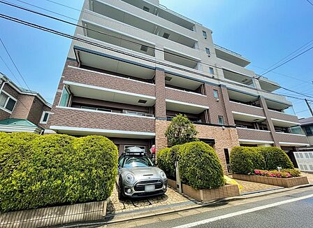【外観】都心にアクセスしやすい「北上尾」駅まで徒歩9分。周辺には商業施設も徒歩10分圏内に充実しており、暮らしやすい住環境です!ご見学いただけますので、ぜひお問合せください!