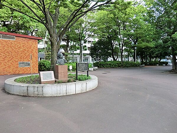 周辺を拡大表示