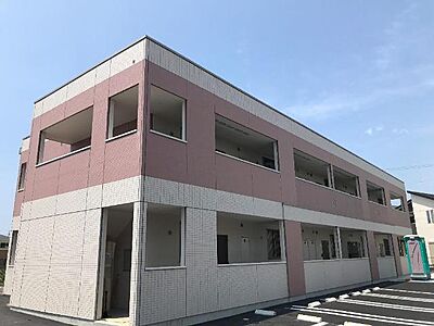 外観:外観写真(昼) 外観:外観写真(昼)