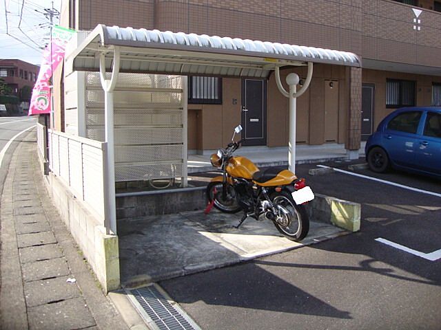 3 / 3