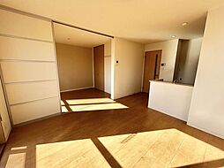 シャーメゾンさくら A0201 2階2LDKのリビング/ダイニング