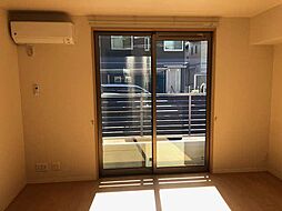 モン　レーヴ 0102 1階2LDKのリビング/ダイニング