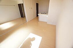 エルレーブ　Ｊ’ｓ　メゾーネ 0102 1階1LDKのリビング/ダイニング