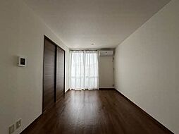 ムーン・ハイツ 0102