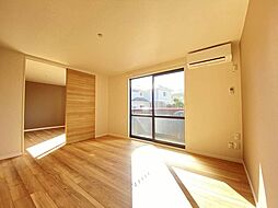 ヴィラＦＴ 101 1階1LDKのリビング/ダイニング