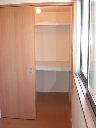 グリスィーヌA_内装_2