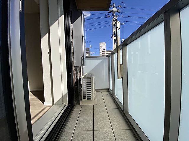 バルコニー