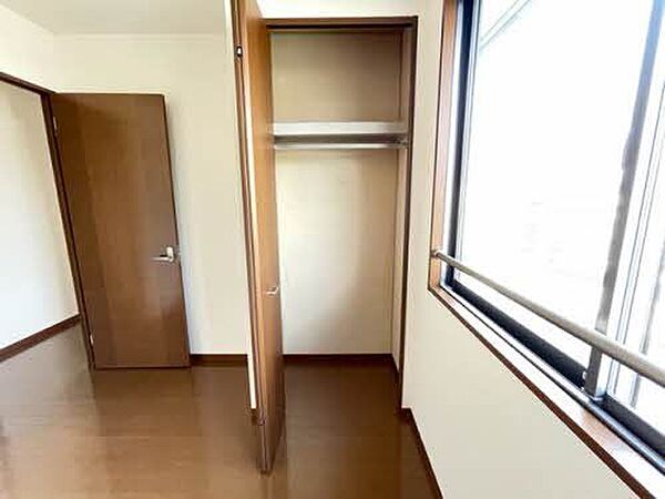 apartment 福島県伊達市保原町字西町185-1
地図を見る