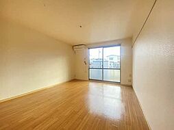 リィ・シイン 103