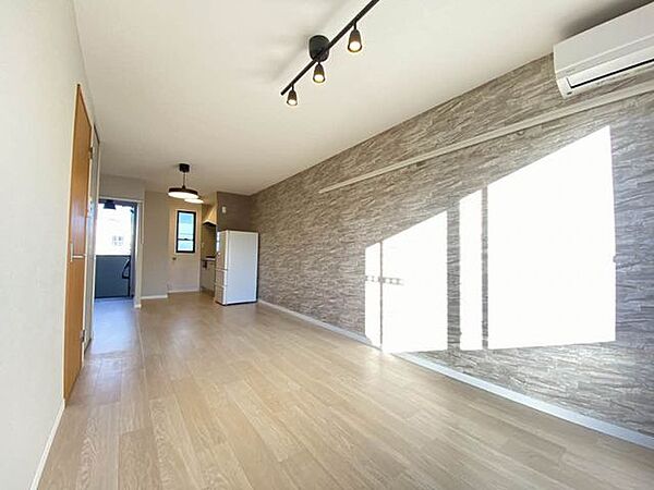 apartment 福島県須賀川市南町365-1
南町の賃貸情報を見る
物件地図