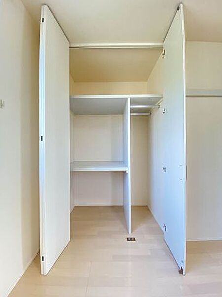 apartment 福島県南相馬市原町区中太田字天狗田125-3
原町区中太田の賃貸情報を見る
物件地図