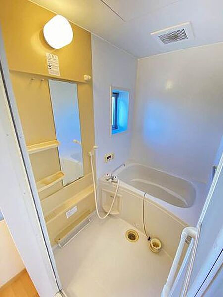 apartment 福島県南相馬市原町区国見町３丁目110-1
地図を見る