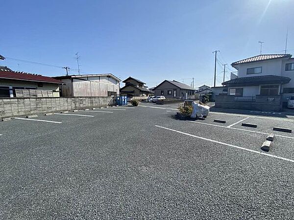 apartment 福島県南相馬市原町区国見町３丁目110-1
地図を見る