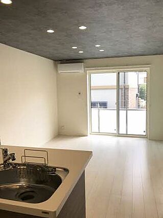 シャーメゾンワンワイズ_内装_0