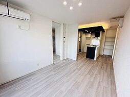 ディアス　Ｎ 0202 2階1LDKのリビング/ダイニング