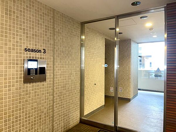 エントランスを拡大表示