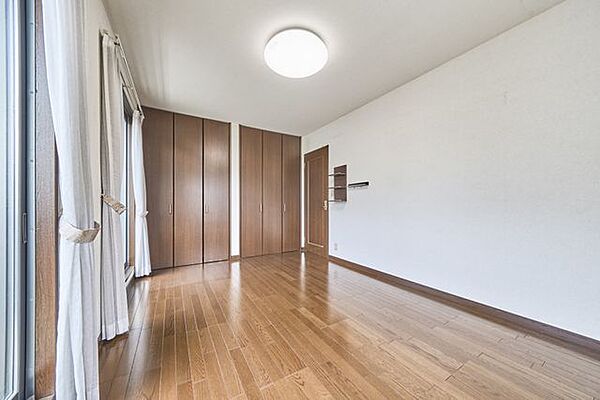 洋室を拡大表示