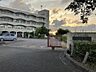 周辺：金沢市立米泉小学校 530m