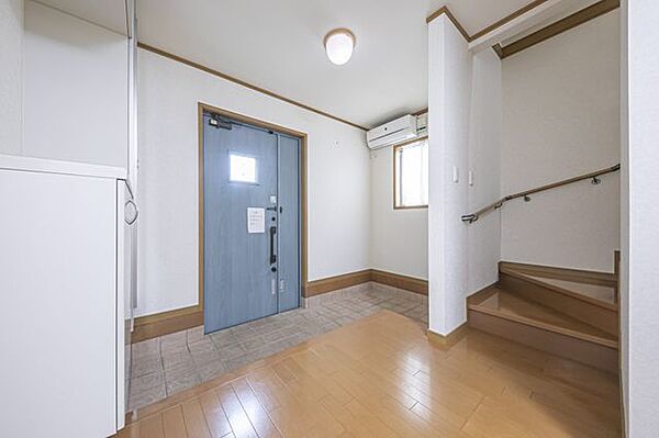 玄関を拡大表示