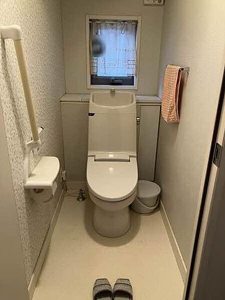 トイレを拡大表示