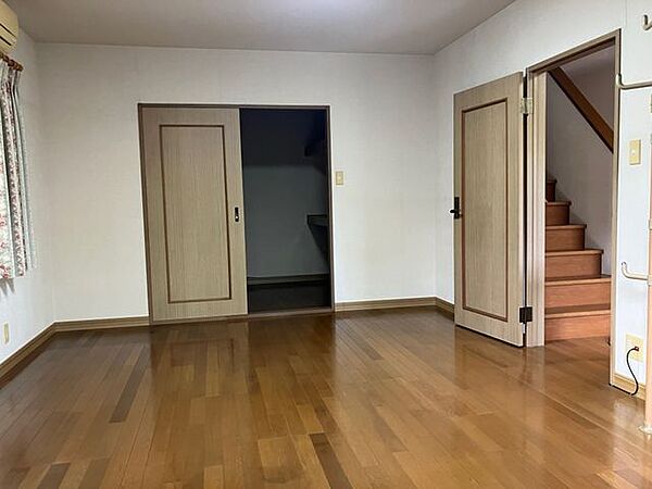 洋室を拡大表示