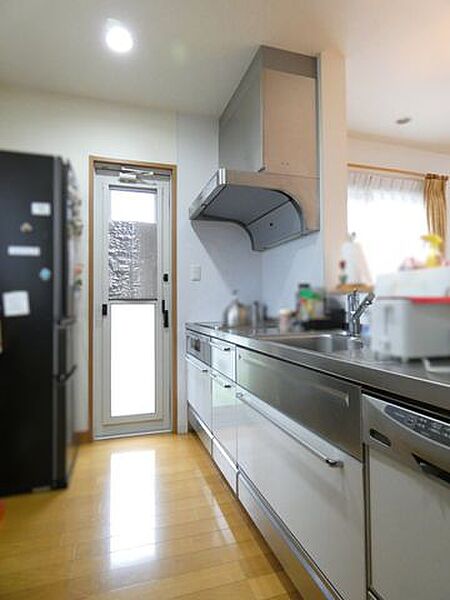 キッチンを拡大表示