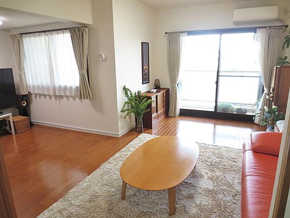 南向きリビング...