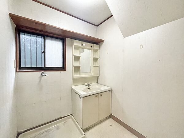 detached 群馬県甘楽郡甘楽町大字庭谷

地図を見る