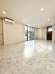 ボヌールIII 1号室 1階3LDKのリビング/ダイニング