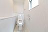 トイレ：2階、トイレです。●　住宅ローンご相談承ります。　【例】　日本国籍でなくても借入できるの？　　個人信用情報ってなに？　　自己資金０でも借入できるの？　　　
