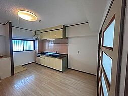 ジュネスK 205 2階2LDKのリビング/ダイニング