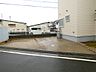 駐車場：駐車場スペースの木は撤去予定です