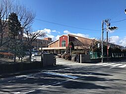 南小学校まで600m