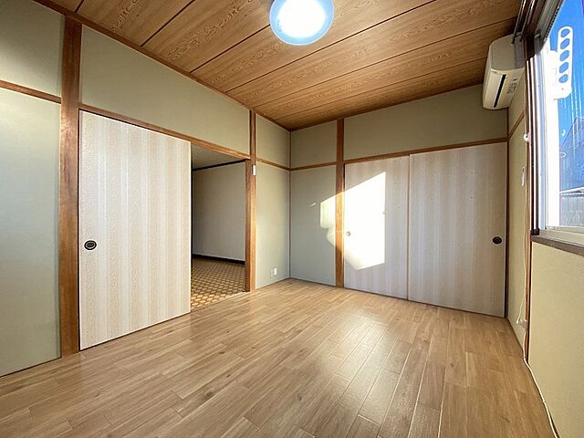 寝室