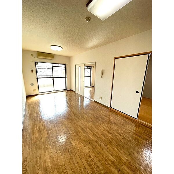 apartment 群馬県伊勢崎市宮前町1550-6
宮前町の賃貸情報を見る
物件地図