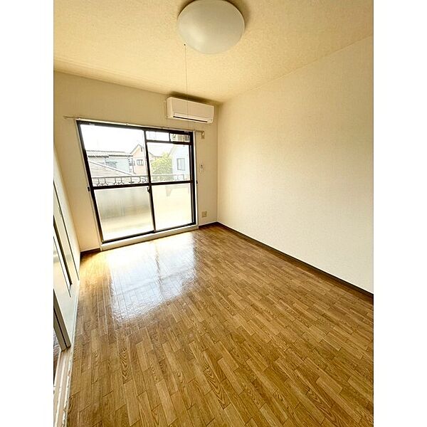 apartment 群馬県伊勢崎市宮前町1550-6
宮前町の賃貸情報を見る
物件地図